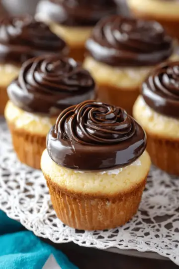Boston Cream Pie Cupcakes
