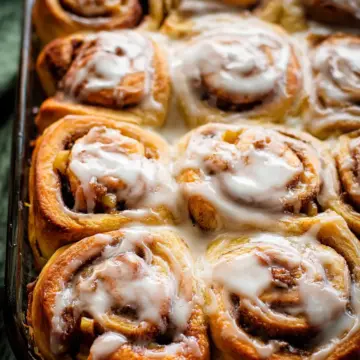 Apple Cinnamon Rolls