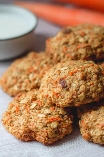Carrot Cake Oatmeal Cookies